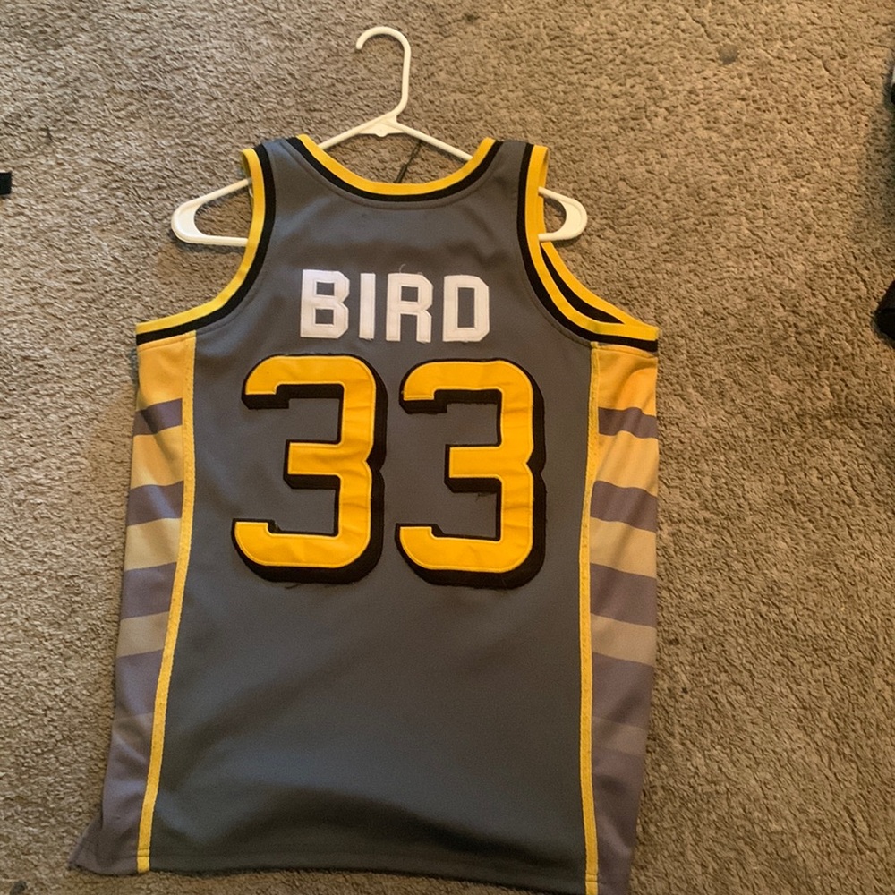 Grey and yellow Larry bird jersey size medium!